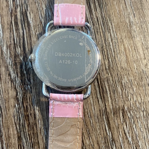 VINTAGE Dana Buchman Breast Cancer Awareness Watch - Picture 4 of 4